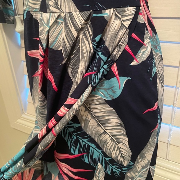 Fashion Nova Tropical Dress - Picture 3 of 5